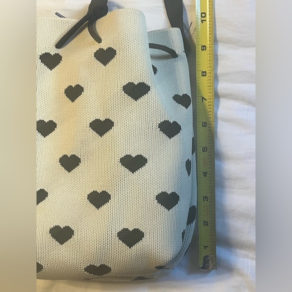 100% polyester Heart Bucket Bag - Picture 7 of 7